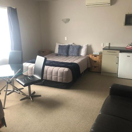 Absolute Lake View Motel Taupo Ngoại thất bức ảnh