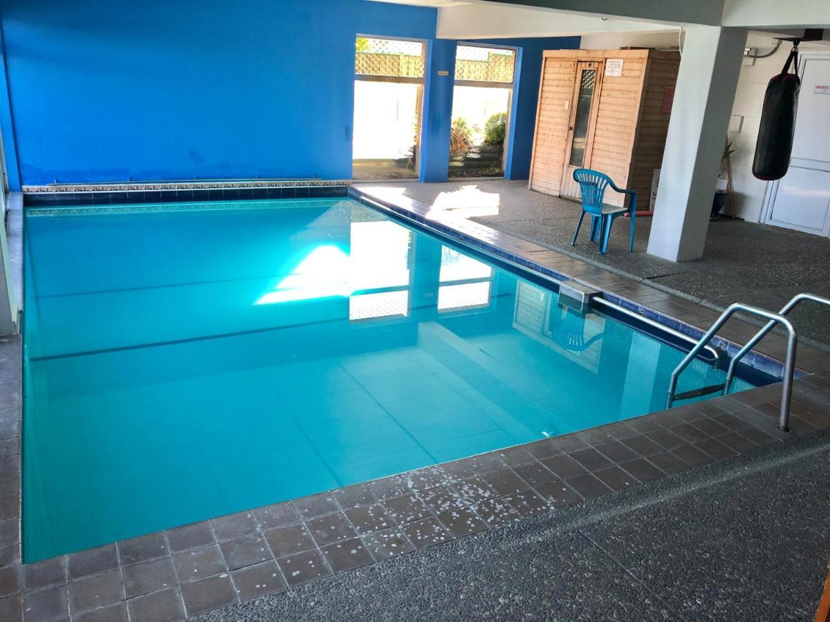 Absolute Lake View Motel Taupo Ngoại thất bức ảnh