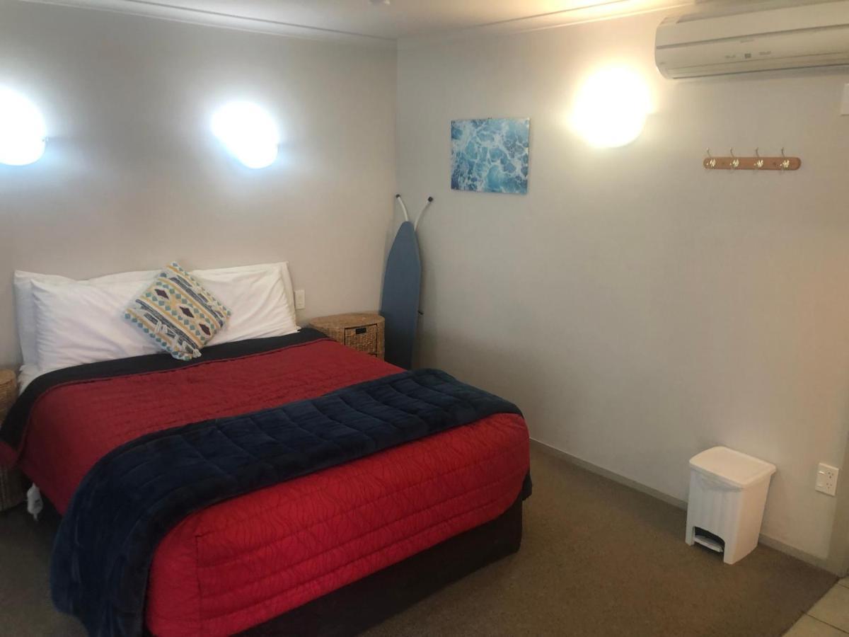 Absolute Lake View Motel Taupo Ngoại thất bức ảnh