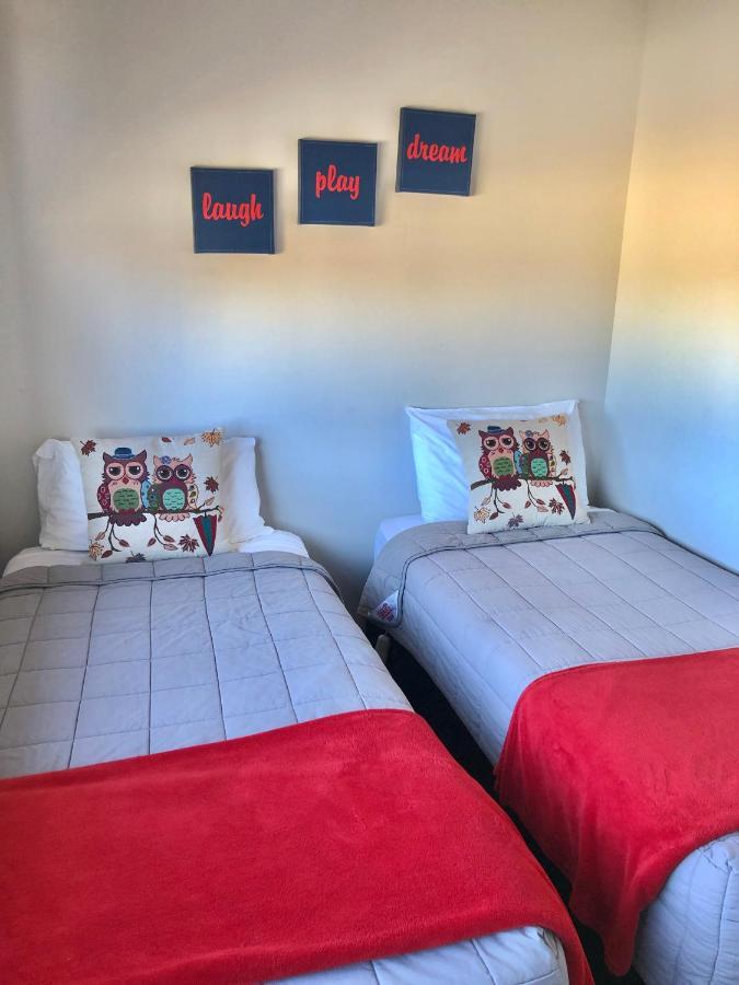 Absolute Lake View Motel Taupo Ngoại thất bức ảnh