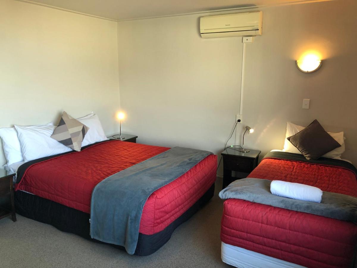 Absolute Lake View Motel Taupo Ngoại thất bức ảnh