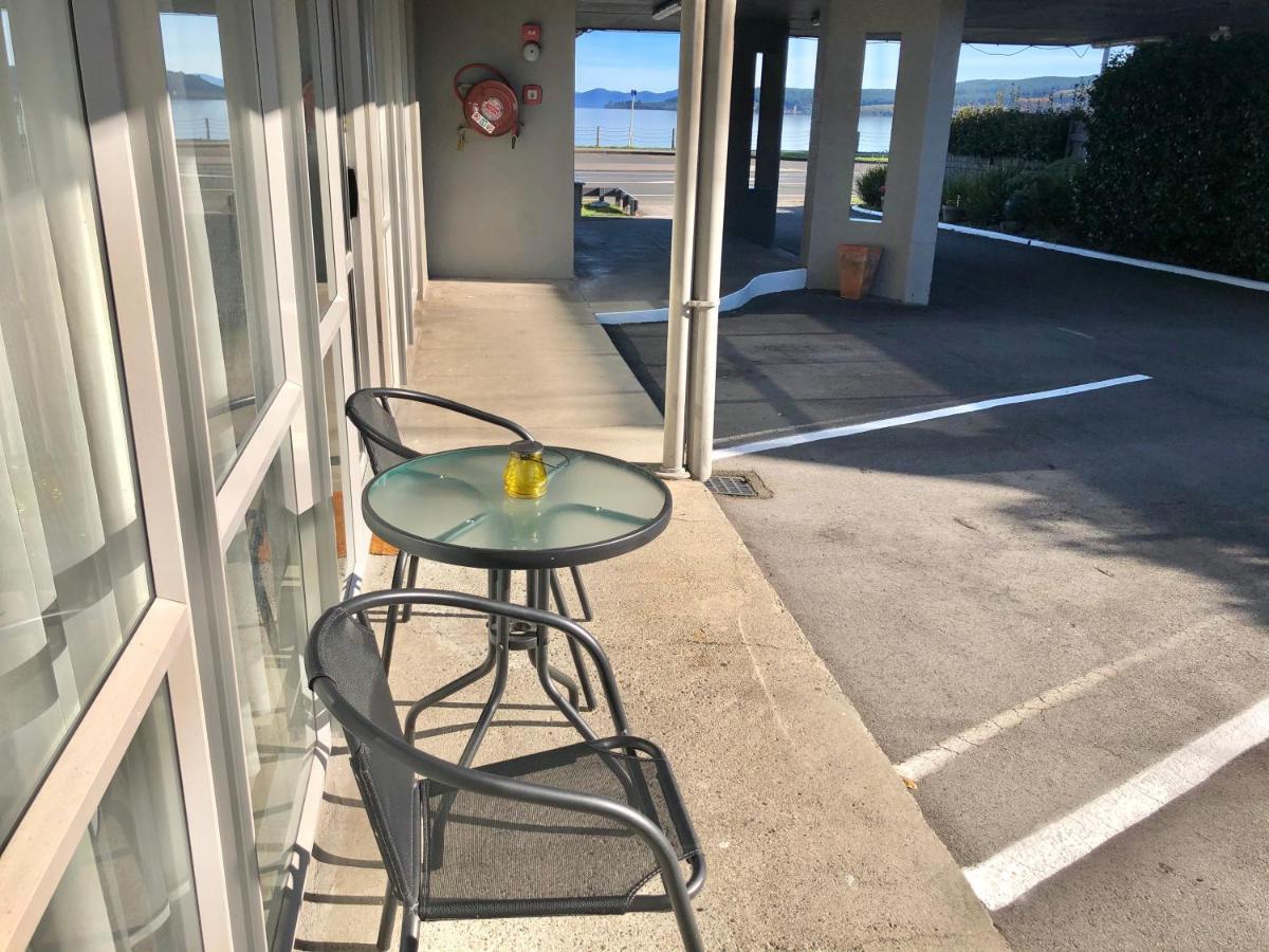 Absolute Lake View Motel Taupo Ngoại thất bức ảnh