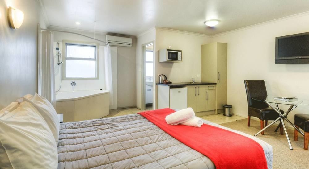 Absolute Lake View Motel Taupo Ngoại thất bức ảnh