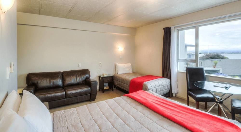 Absolute Lake View Motel Taupo Ngoại thất bức ảnh