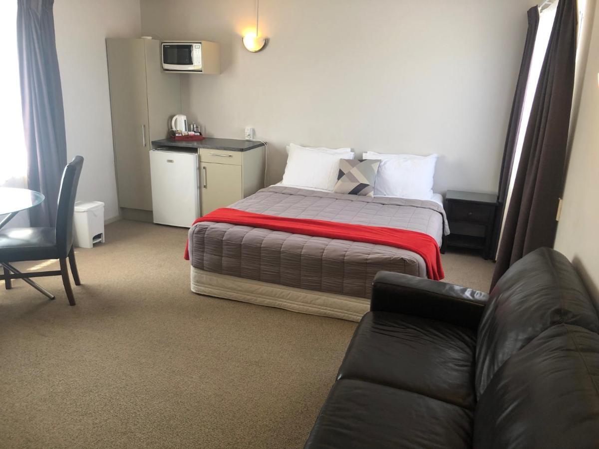 Absolute Lake View Motel Taupo Ngoại thất bức ảnh