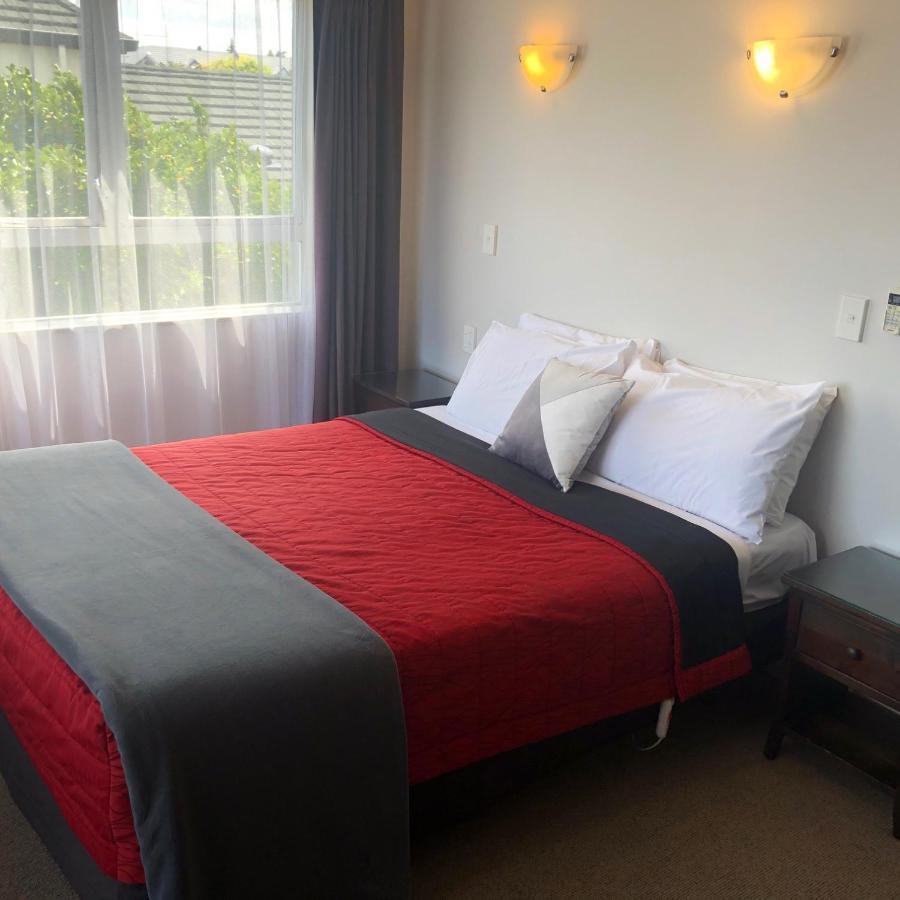Absolute Lake View Motel Taupo Ngoại thất bức ảnh